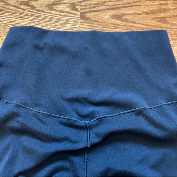 Aerie Real Me Leggings with Pockets 25” - Picture 11 of 14